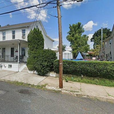 421 Front St, Easton, PA 18042