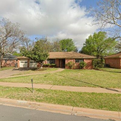 4212 York St, Wichita Falls, TX 76309