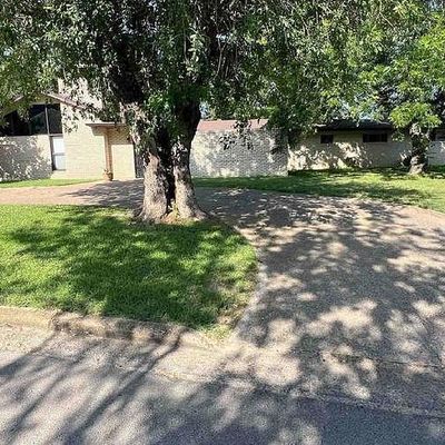 425 Webb Ave, Teague, TX 75860