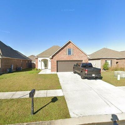 42655 Baystone Ave, Zachary, LA 70791