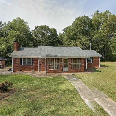 427 Garrett Cir, Carrollton, GA 30117