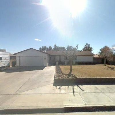 427 W Howell Ave, Ridgecrest, CA 93555