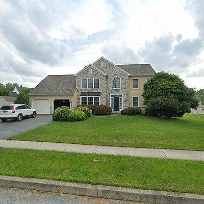 4280 English Way, York, PA 17402