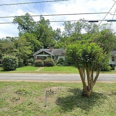 430 Park St, Millen, GA 30442