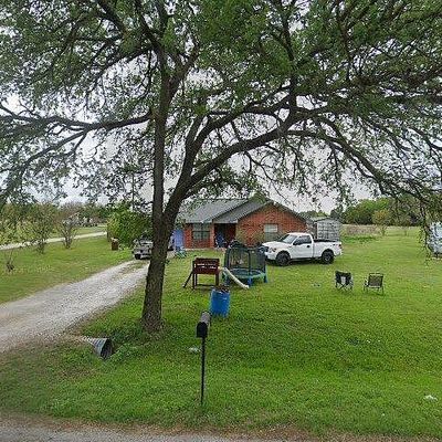 527 E Hilltop Rd, Elm Mott, TX 76640