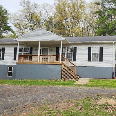 55 Bee Town Rd, Warm Springs, VA 24484