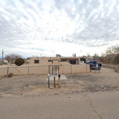 5620 Sand Hill Ave Sw, Albuquerque, NM 87121