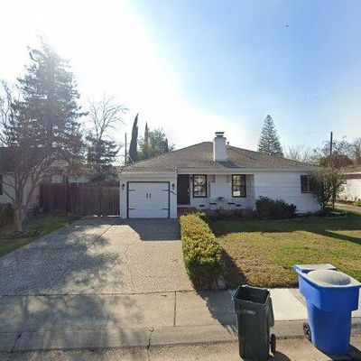 4940 Helen Way, Sacramento, CA 95822