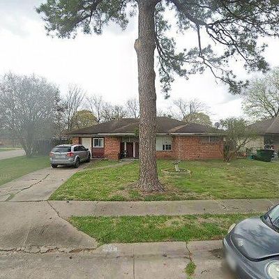 503 Bizerte St, Houston, TX 77022