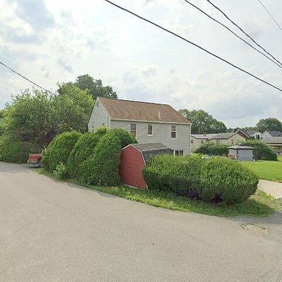 509 Deemer Ave, Ellwood City, PA 16117