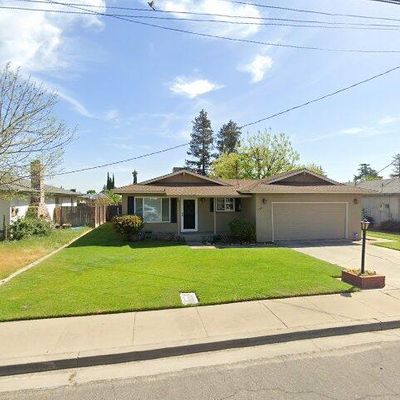 5100 E Zeering Rd, Denair, CA 95316