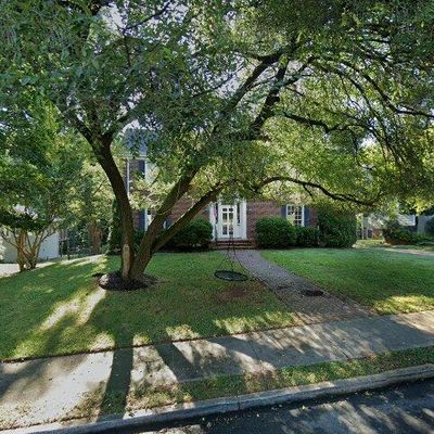 636 5 Th St Nw, Hickory, NC 28601