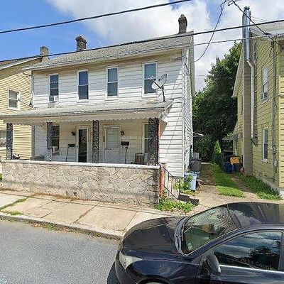 651 E 20 Th St, Northampton, PA 18067