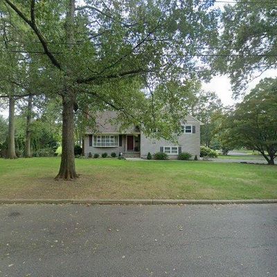 652 Eastbrook Rd, Ridgewood, NJ 07450