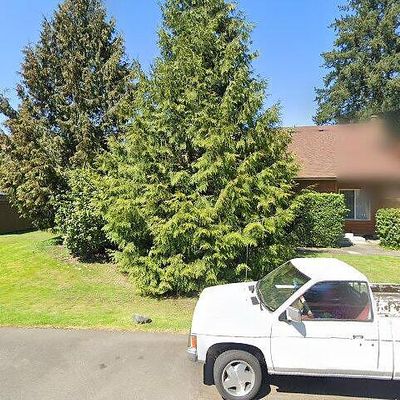 660 Malibu Dr Se, Lacey, WA 98503