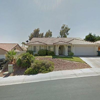 672 Palos Verdes Dr, Mesquite, NV 89027