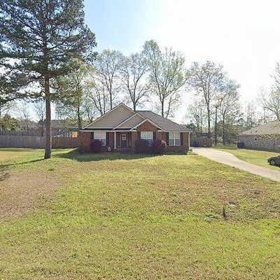 579 River Birch Dr, Prattville, AL 36067