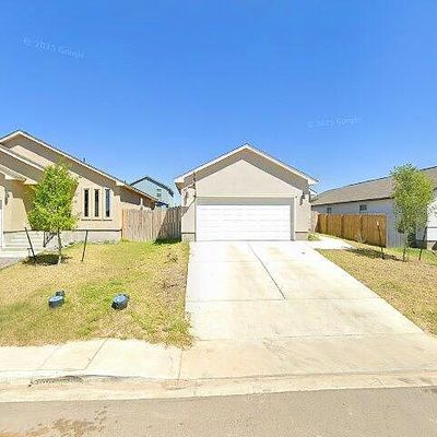 5817 Seminario Ln, Laredo, TX 78046