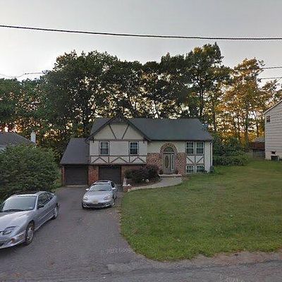 6 Leo Ave, Stanhope, NJ 07874