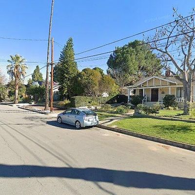 725 Chestnut Ave, Redlands, CA 92373