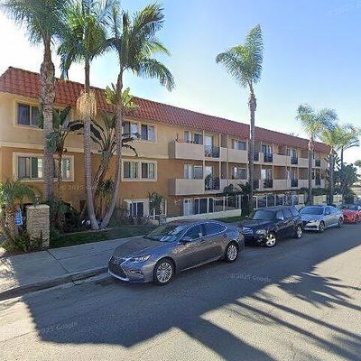 7555 Linda Vista Rd #11, San Diego, CA 92111