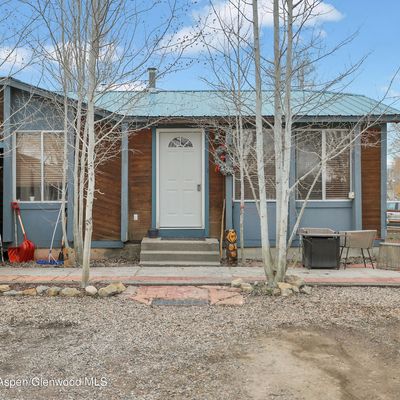 689 E Washington Ave, Hayden, CO 81639