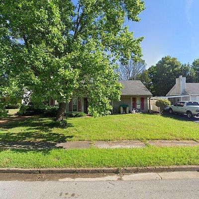 7010 Cherry Blossom Dr, Memphis, TN 38133