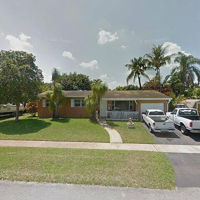 720 Sw 64 Th Ter, Pembroke Pines, FL 33023