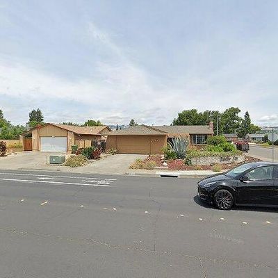 859 S Mcdowell Blvd, Petaluma, CA 94954