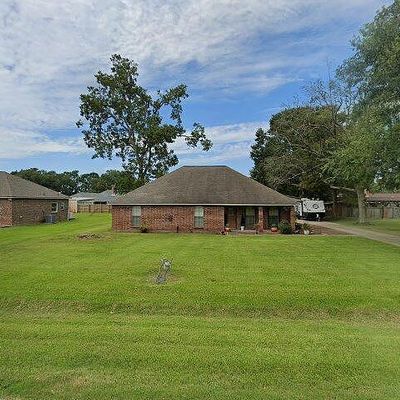 8759 Pete St, Livonia, LA 70755