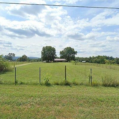 895 Bethel Hollow Rd, Quebeck, TN 38579