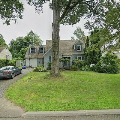 90 Ridgeview Ave, Fairfield, CT 06825