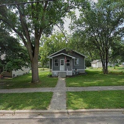 906 Lincoln Ave, Albert Lea, MN 56007