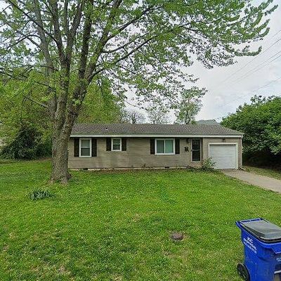 9218 Rene St, Lenexa, KS 66215