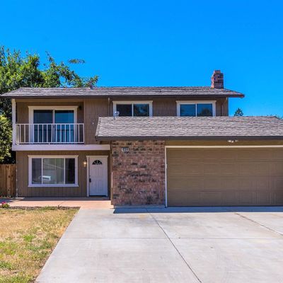 9339 Mira Del Rio Dr, Sacramento, CA 95827