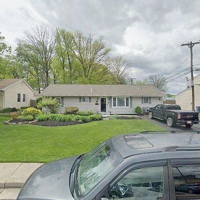 802 Hanford Rd, Fairless Hills, PA 19030