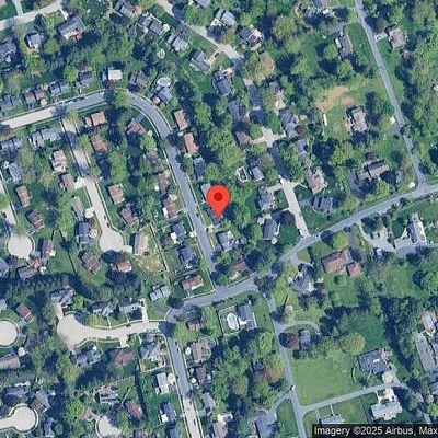 805 Briarwood Ln, Camp Hill, PA 17011