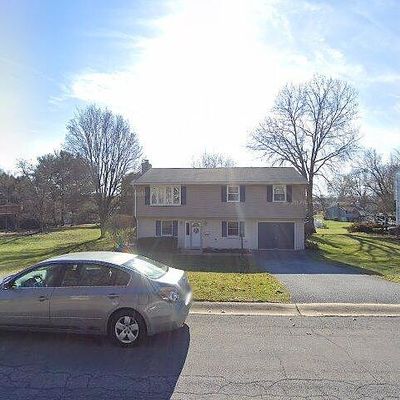 810 Terrace Ave, Mount Joy, PA 17552