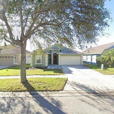 8408 Canterbury Lake Blvd, Tampa, FL 33619