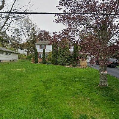 1003 Sleepy Hollow Rd, Clarks Summit, PA 18411