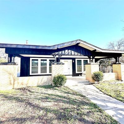 1012 S Bassett St, Eastland, TX 76448