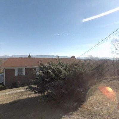 96 Panoramic View Dr E, Greeneville, TN 37743