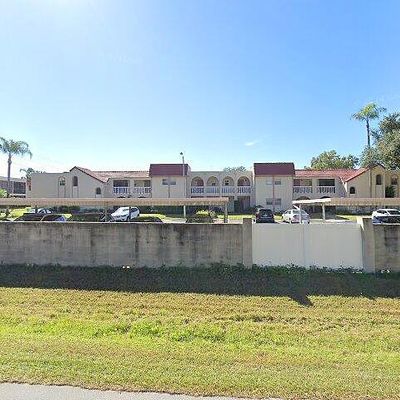 9700 Starkey Rd #221, Seminole, FL 33777