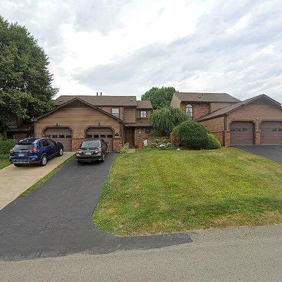 1109 Old Farm Rd, Lawrence, PA 15055