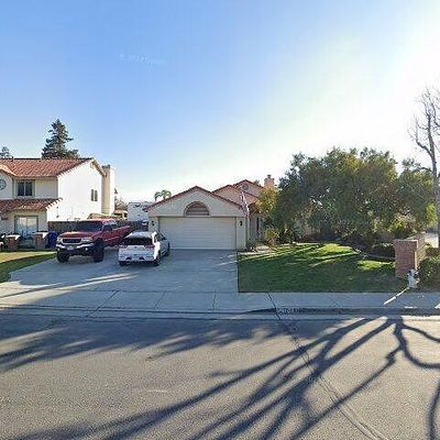 10421 Sunset Canyon Dr, Bakersfield, CA 93311