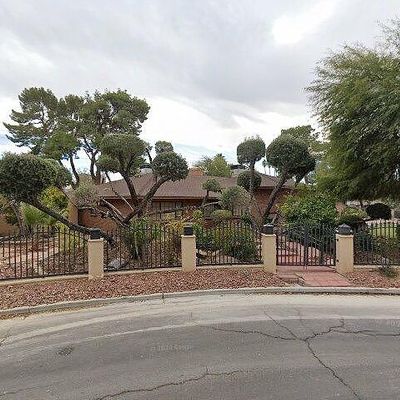 1229 Park Cir, Las Vegas, NV 89102