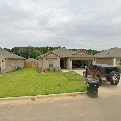 1425 Santa Cruz, Longview, TX 75601