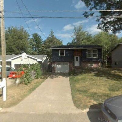 1608 Kimber Ave, Marquette, MI 49855