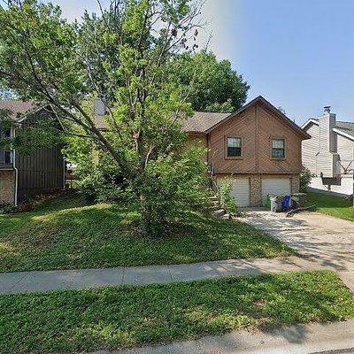 16611 W 149 Th Ter, Olathe, KS 66062