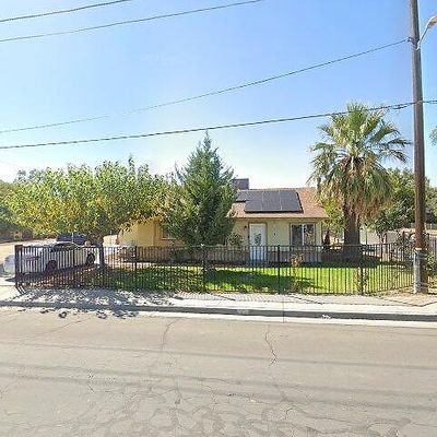 200 S Corcoran Ave, Avenal, CA 93204